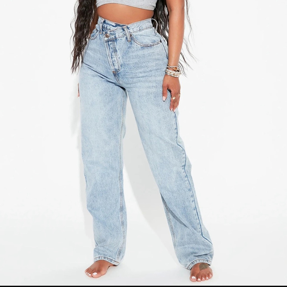 Feenanda Ramirez X Ardene Crossover Waist Wide Leg Straight Jeans - Picture 1 of 9